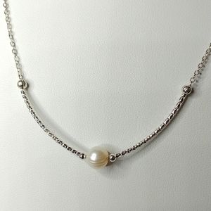 Women's Freshwater Pearl necklace